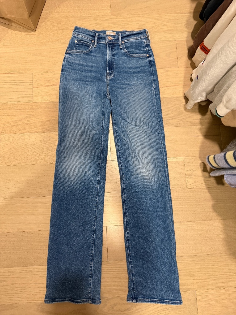 MOTHER The Kick It Jean in Grasping at Straws (24)